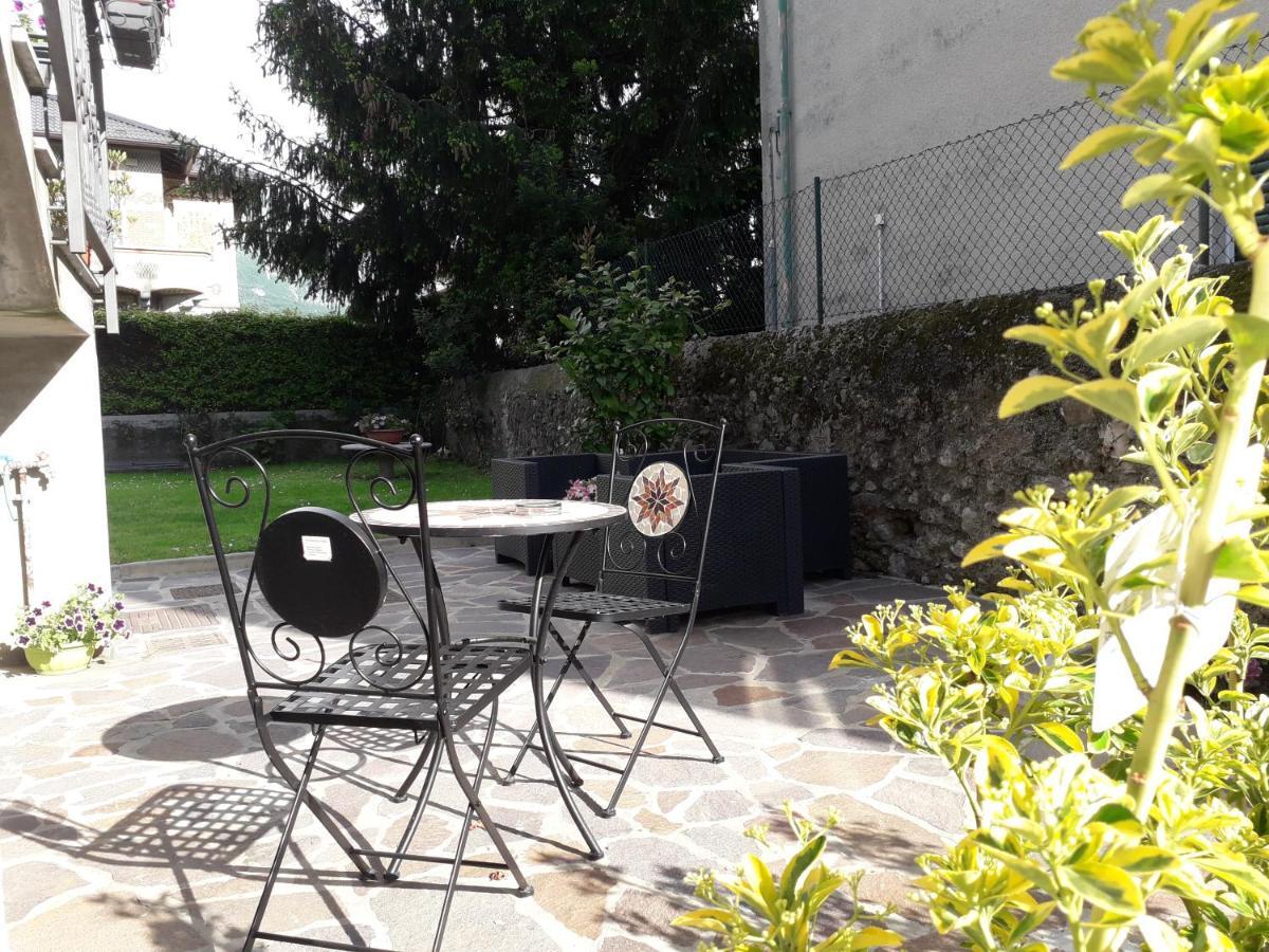 فندق Casa Liberty مانديلو ديل لاريو المظهر الخارجي الصورة
